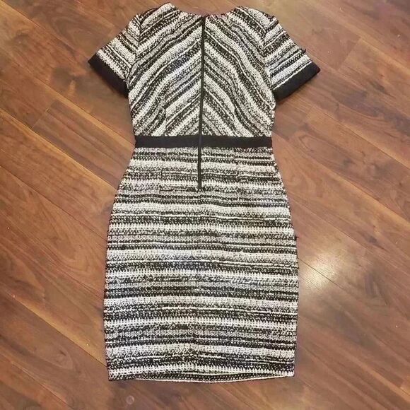 DE Collection Women's Sheath Dress - Picture 10 of 12